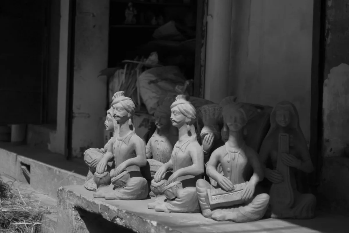 figure display